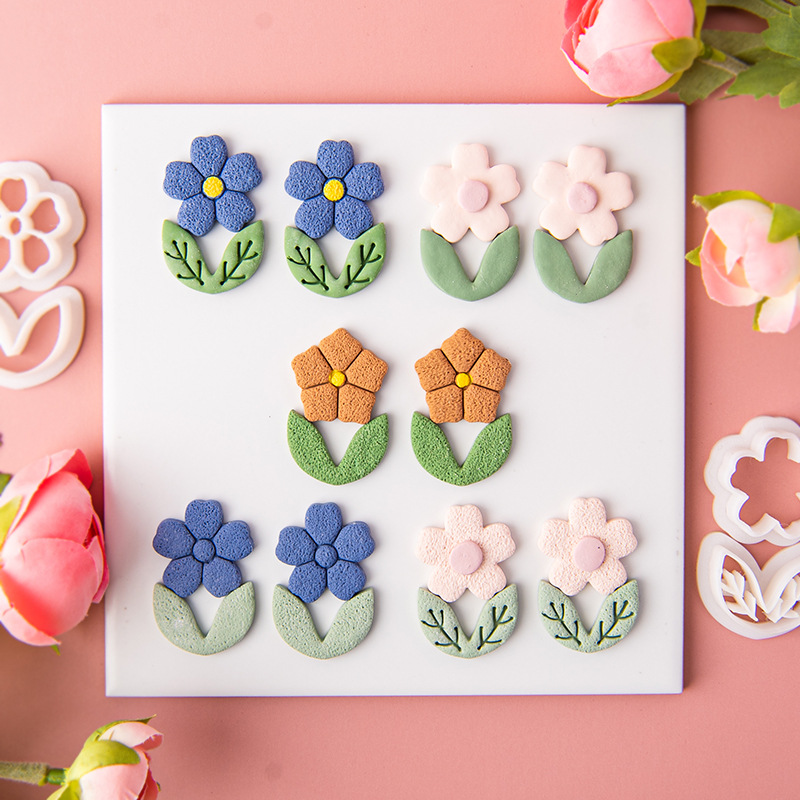 Tulip Flower Leaf Soft Pottery - Jewelry Making In Clay 评论和价格